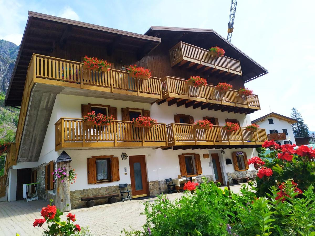 Residence Marmolada Rocca Pietore Bagian luar foto